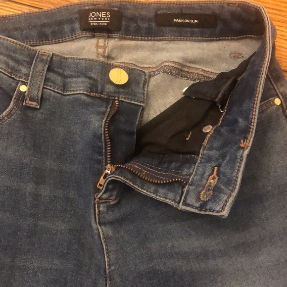 Jones New York Signature Madison Slim Jeans stretch size 2 denim faded - Picture 5 of 15
